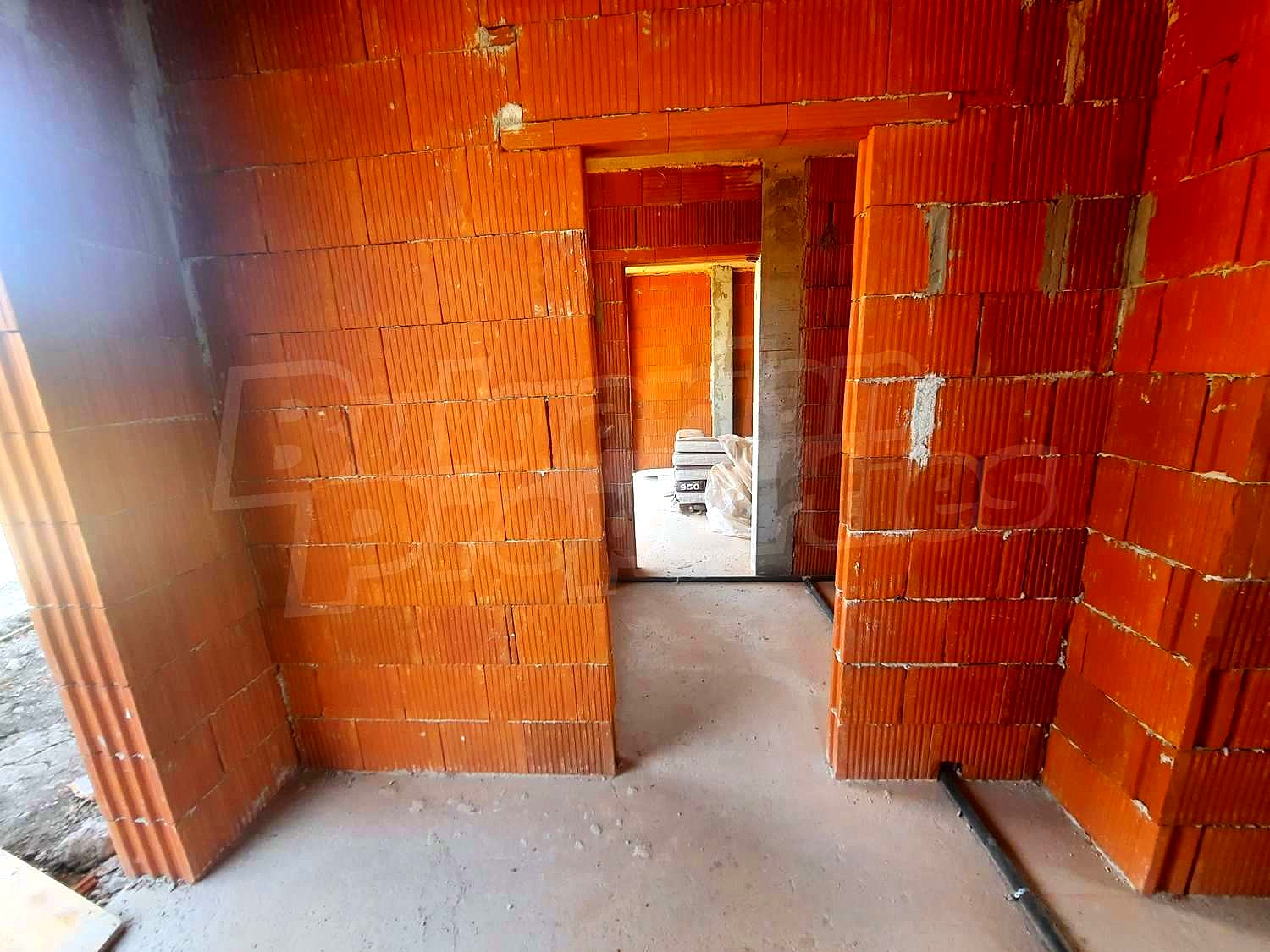 Gallery Picture 11