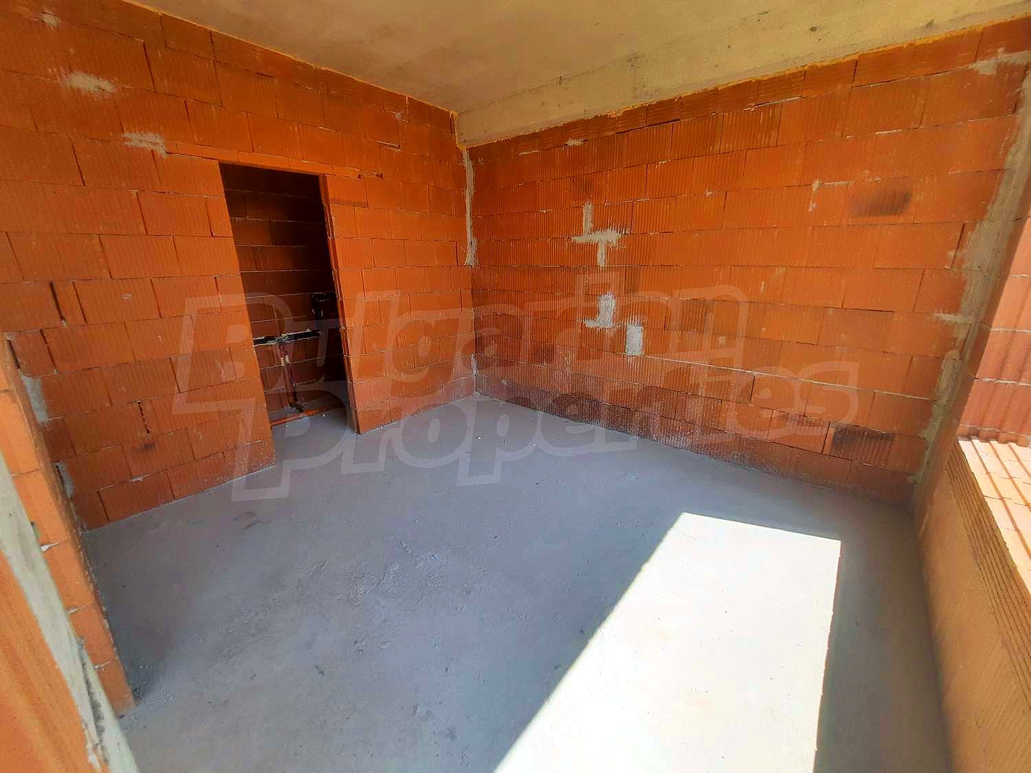 Gallery Picture 13