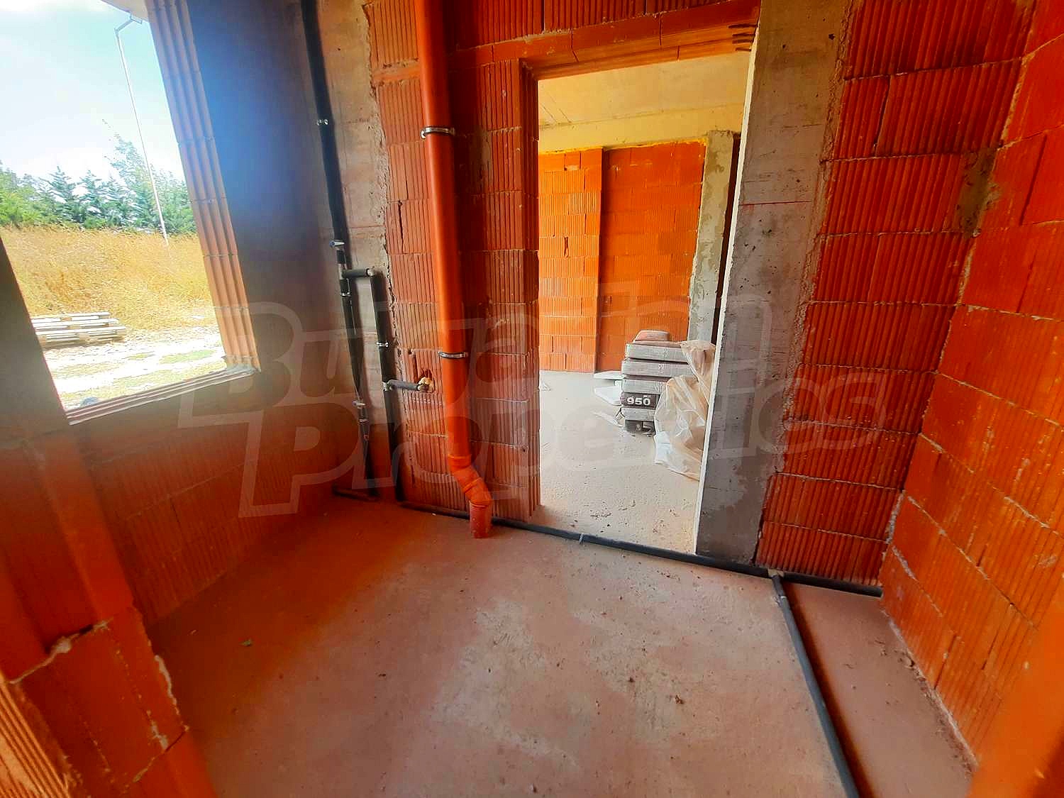 Gallery Picture 10