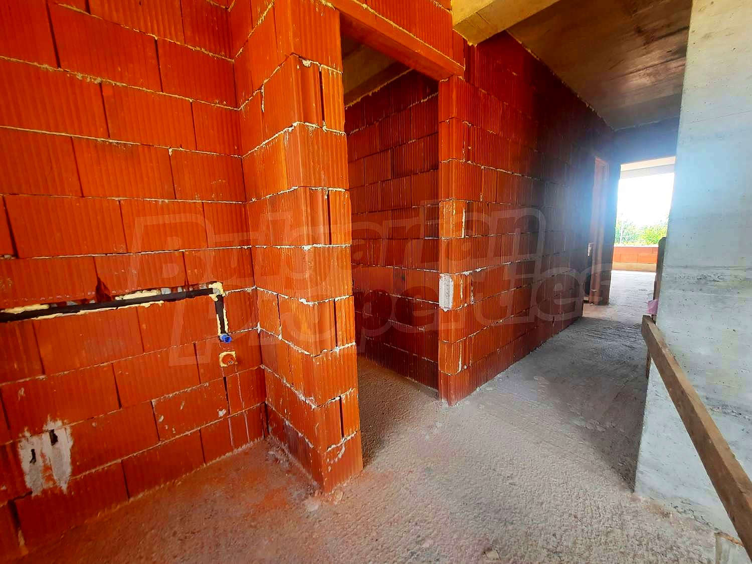 Gallery Picture 16
