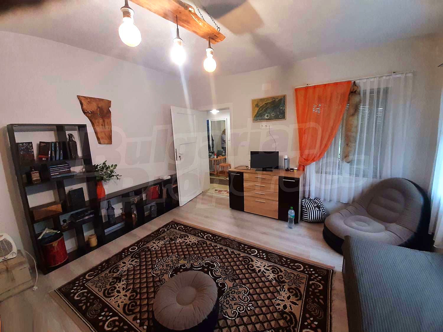 Gallery Picture 3