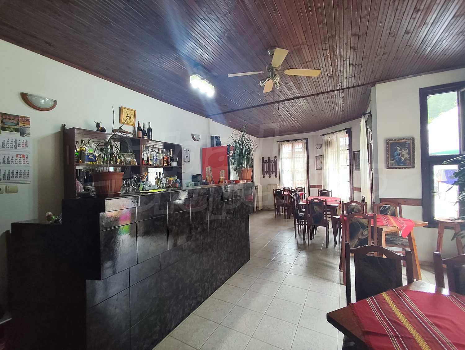 Gallery Picture 3