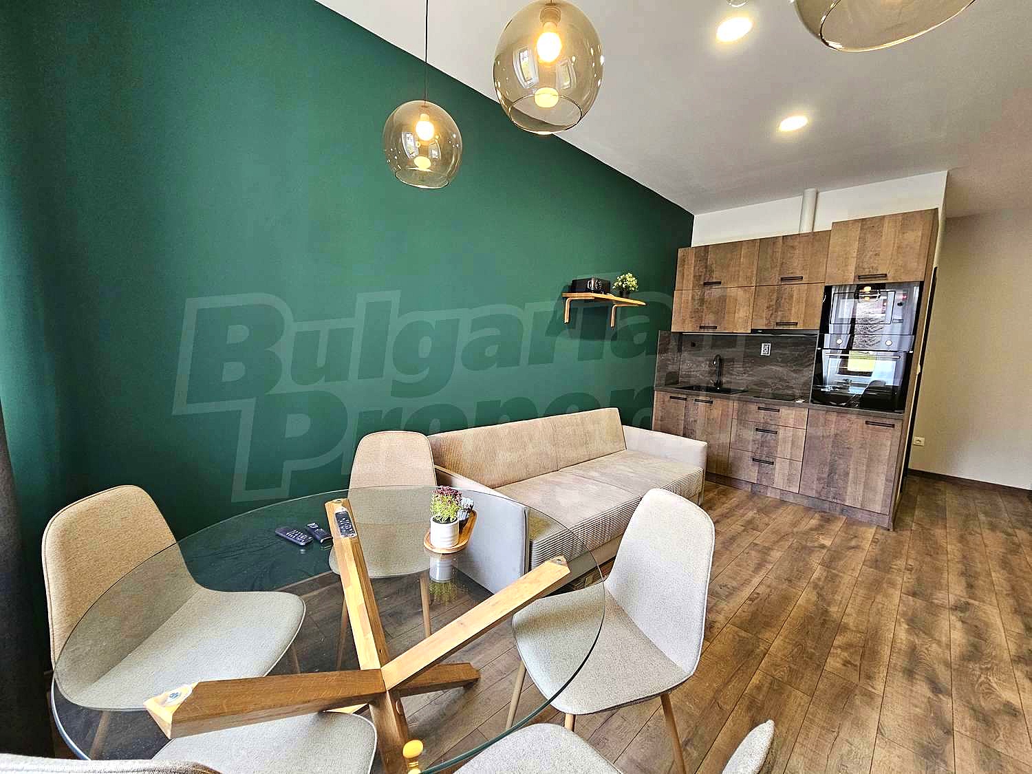 Gallery Picture 3