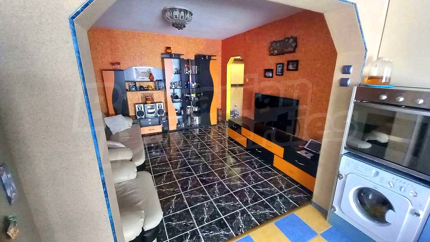 Gallery Picture 2