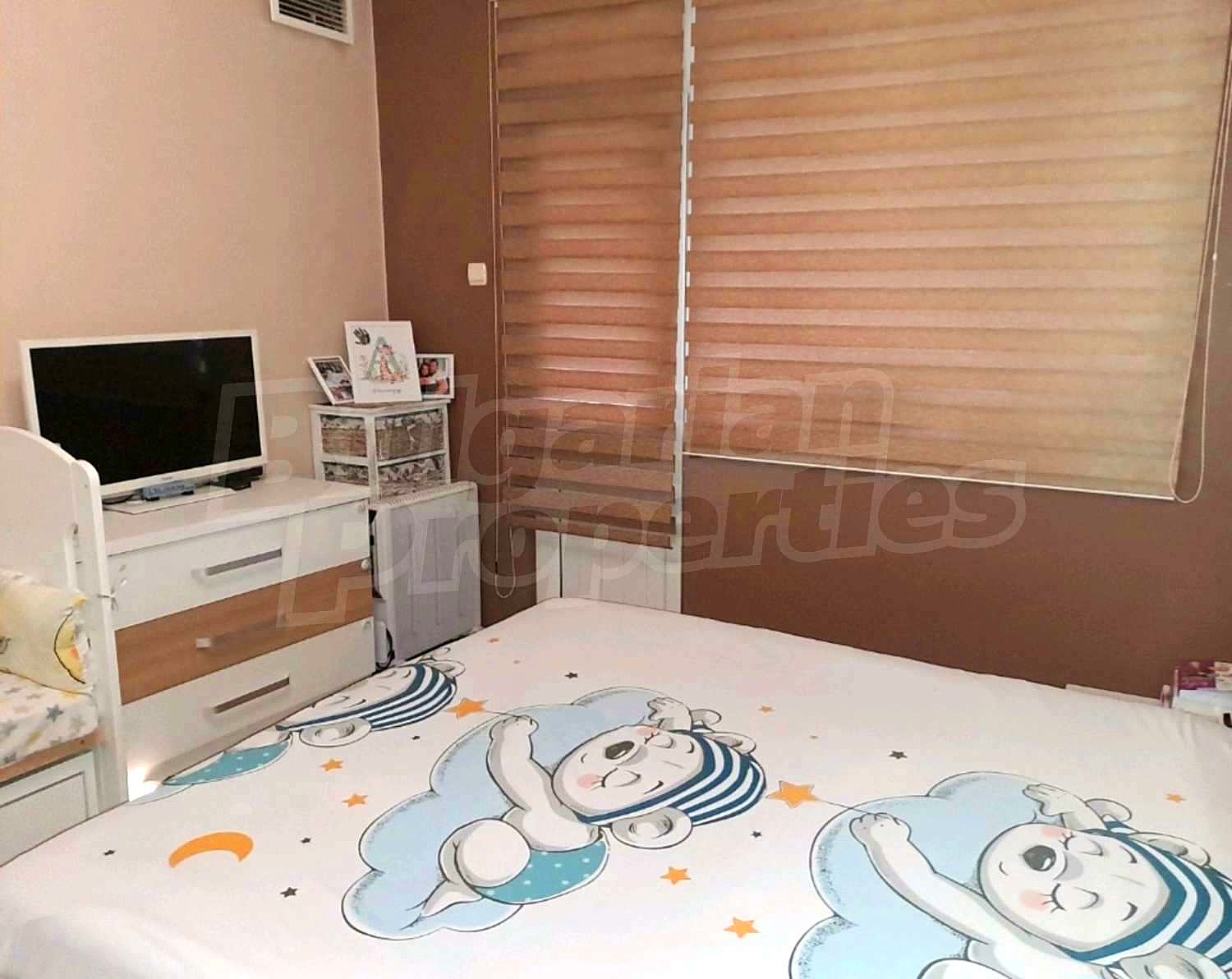 Gallery Picture 5