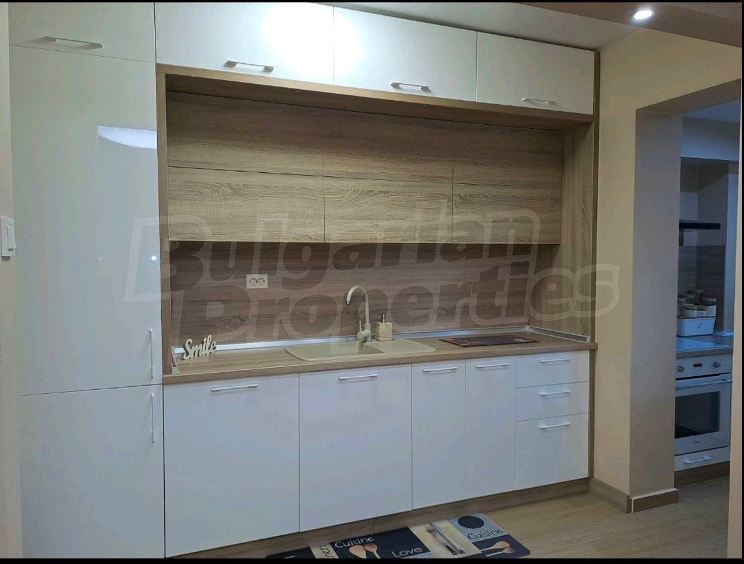Gallery Picture 4