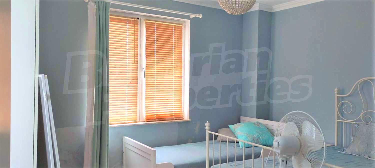Gallery Picture 16