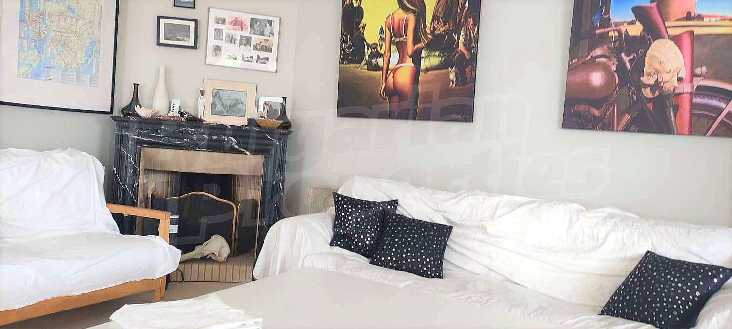 Gallery Picture 7
