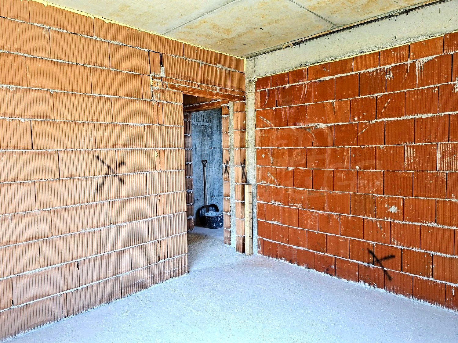 Gallery Picture 15