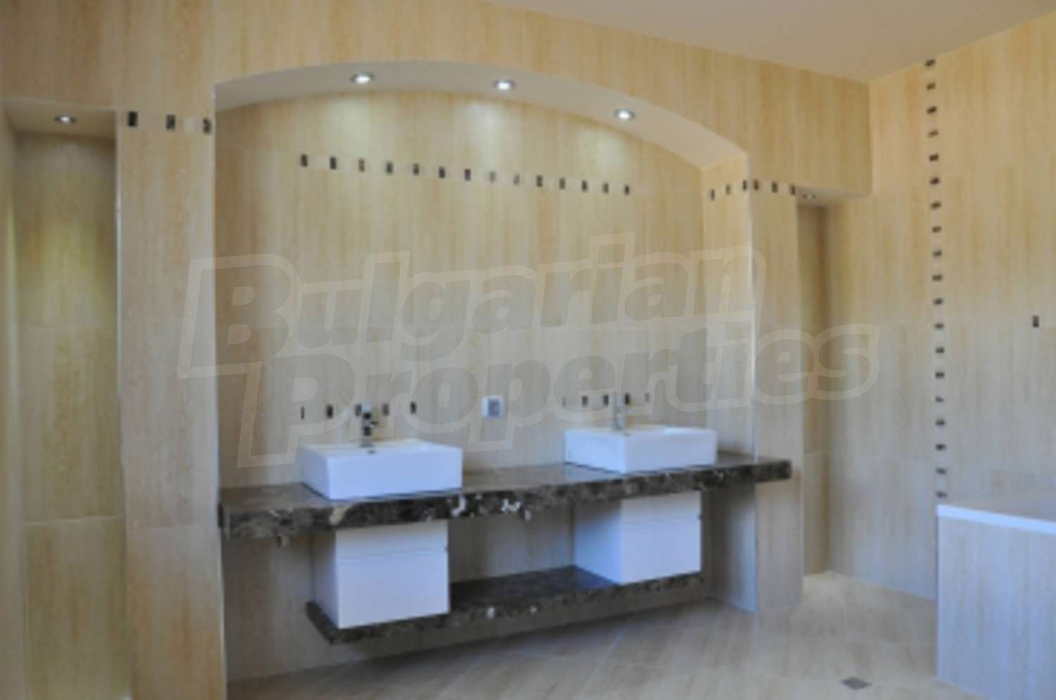 Gallery Picture 11