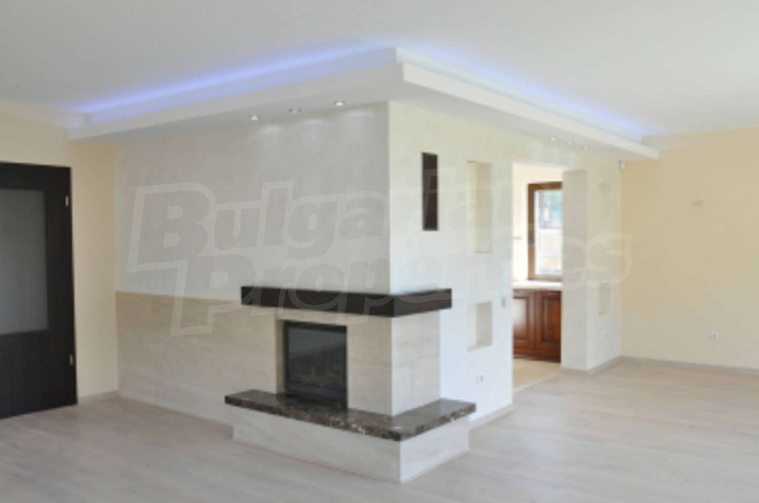Gallery Picture 8