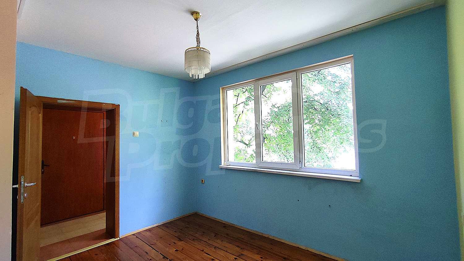 Gallery Picture 2