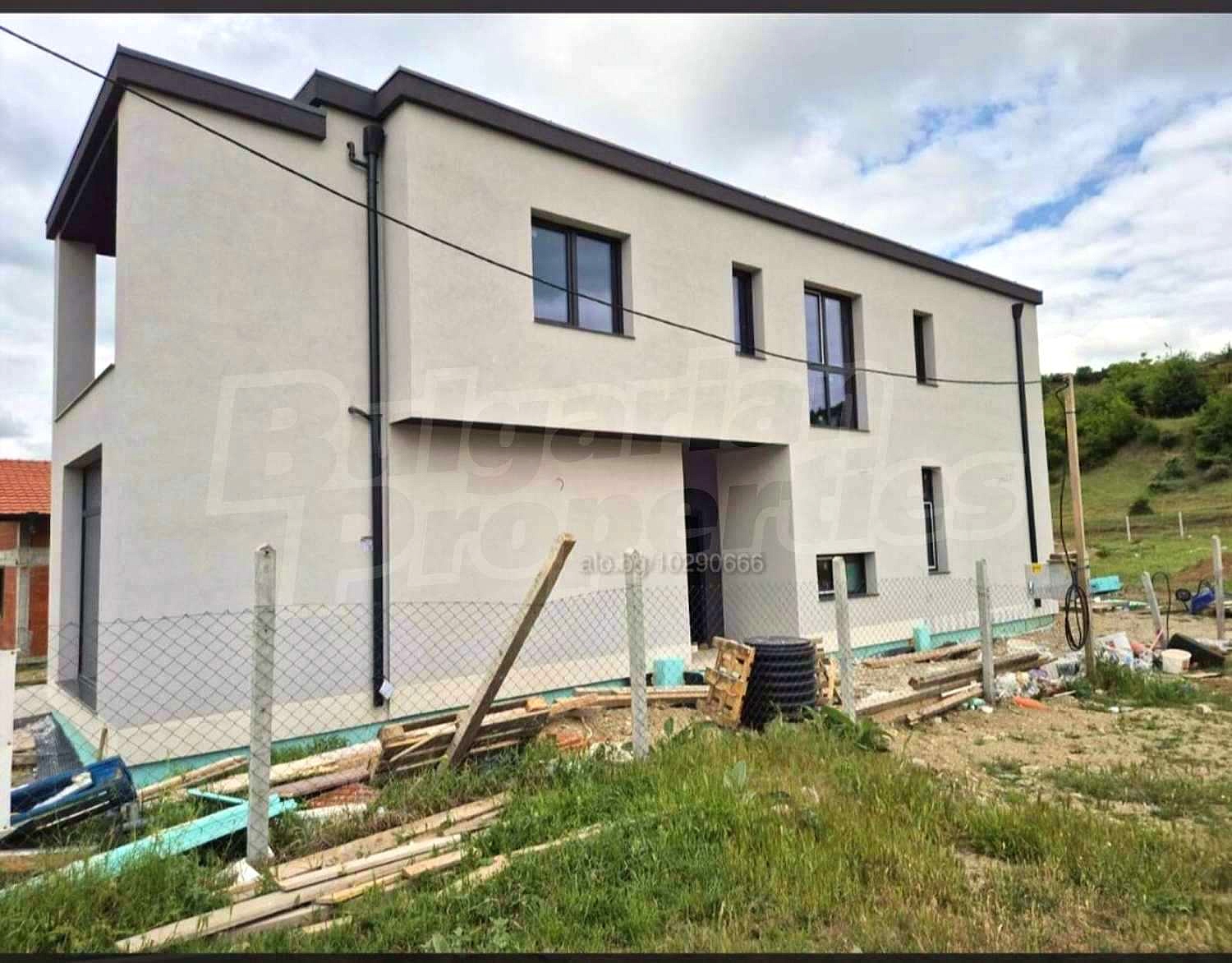 Gallery Picture 2
