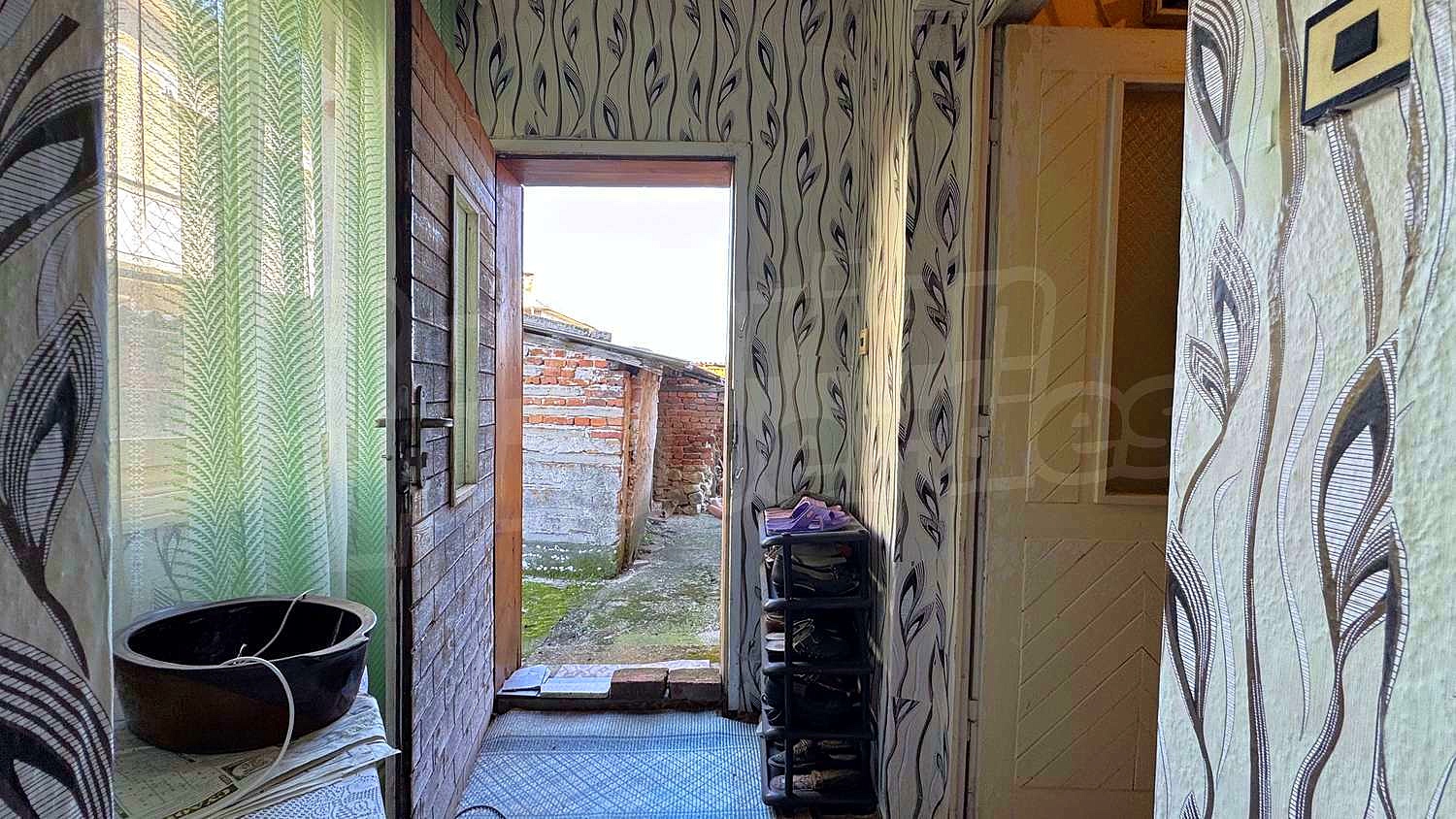 Gallery Picture 29
