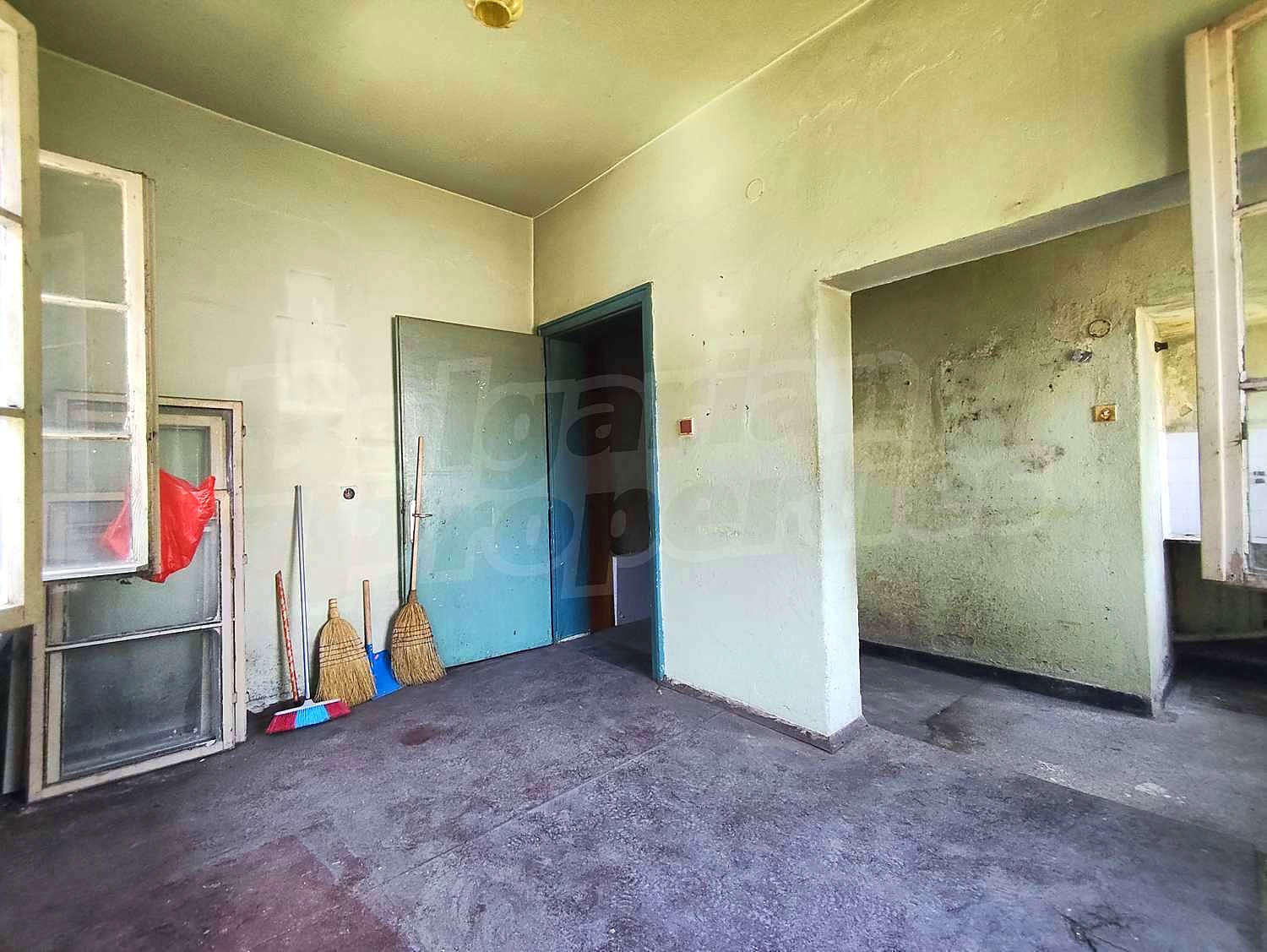 Gallery Picture 3