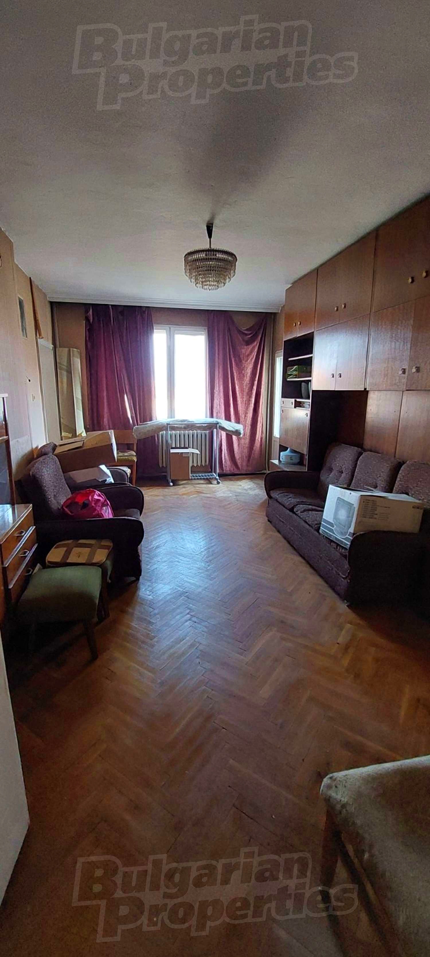 Gallery Picture 5