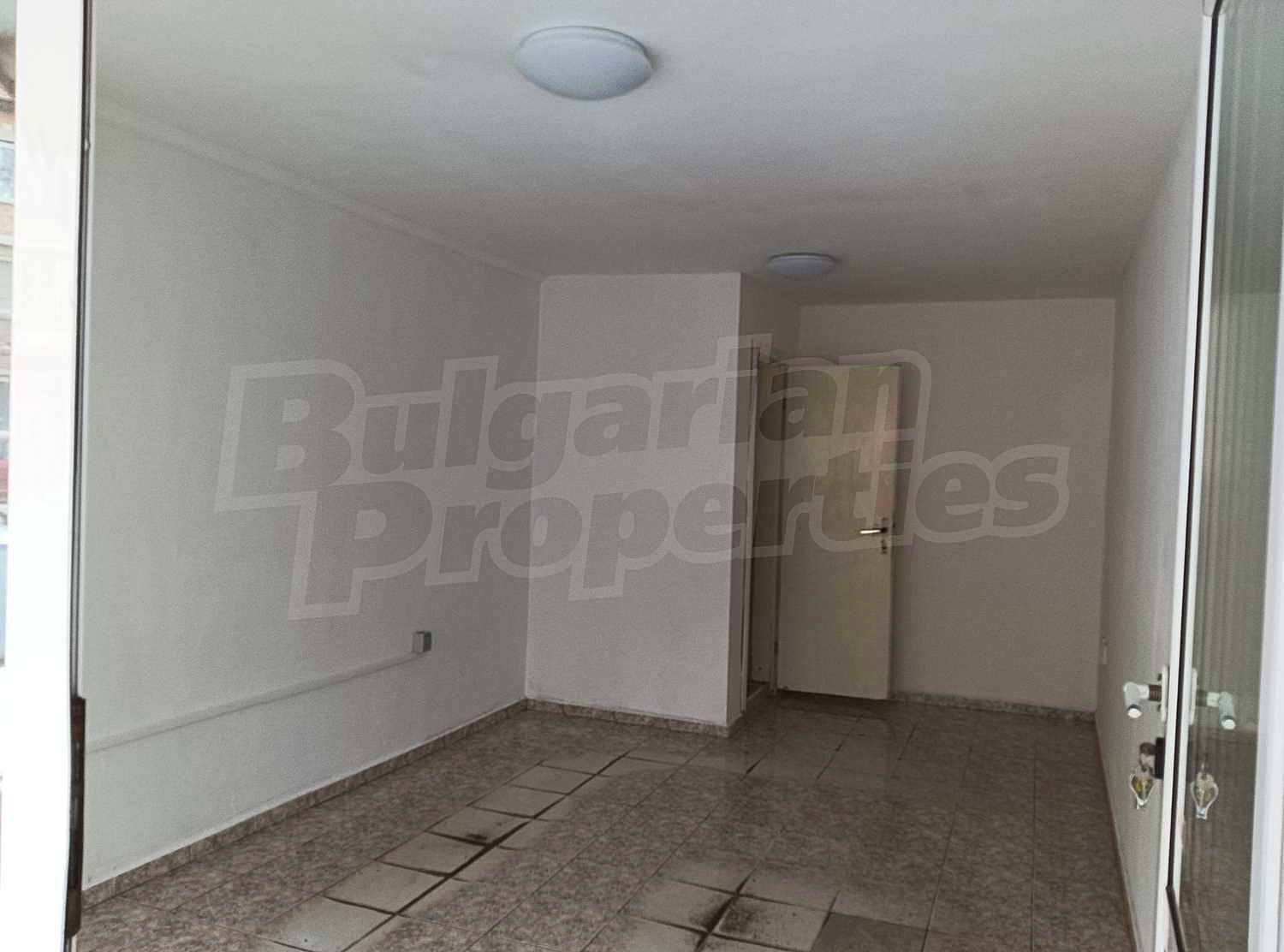 Gallery Picture 4