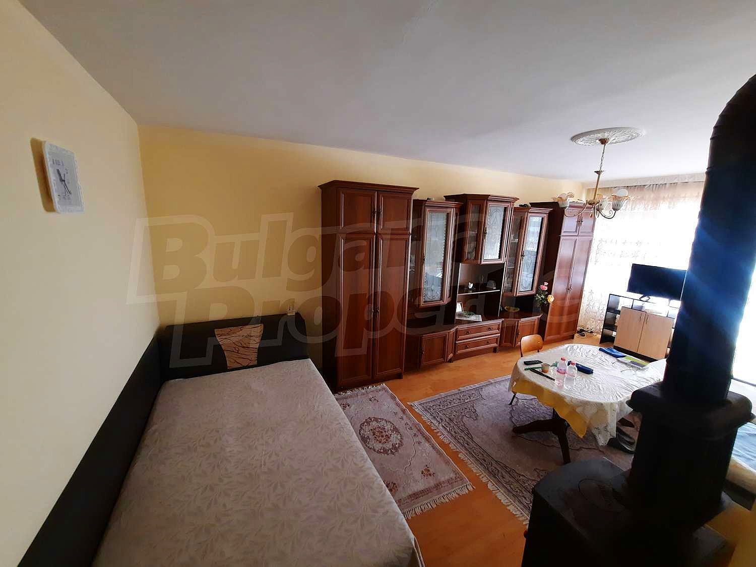 Gallery Picture 4