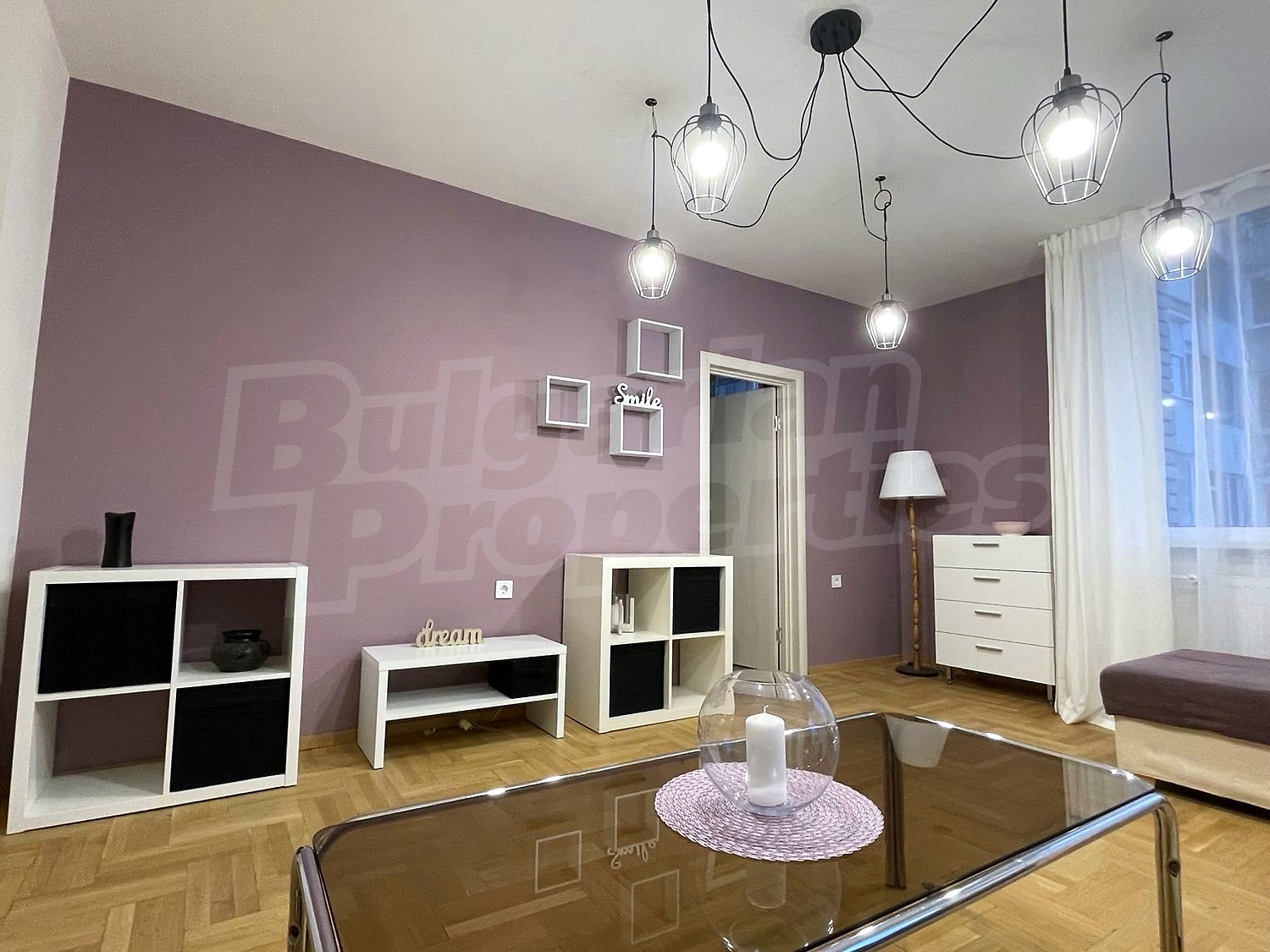 Gallery Picture 7