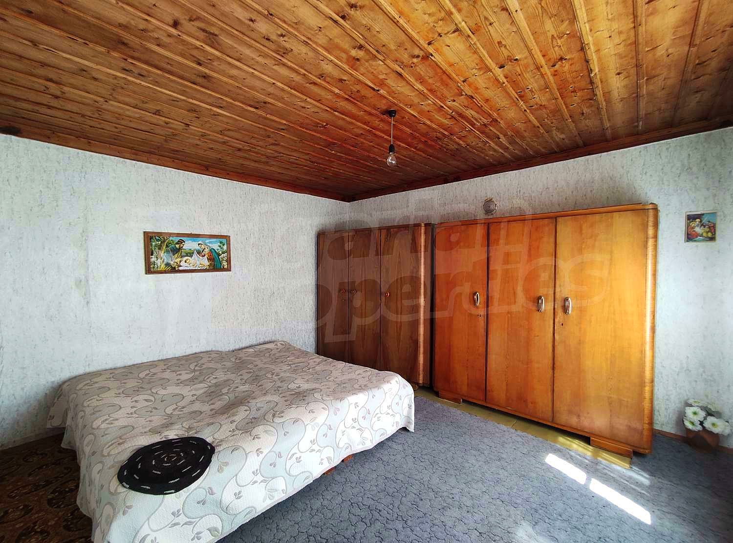Gallery Picture 23