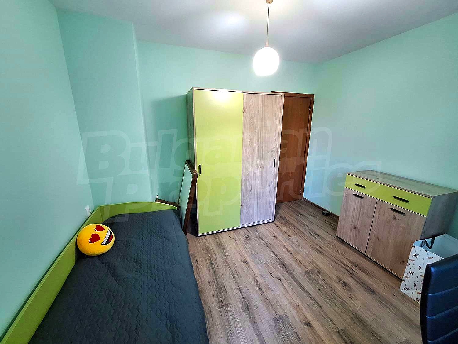 Gallery Picture 13