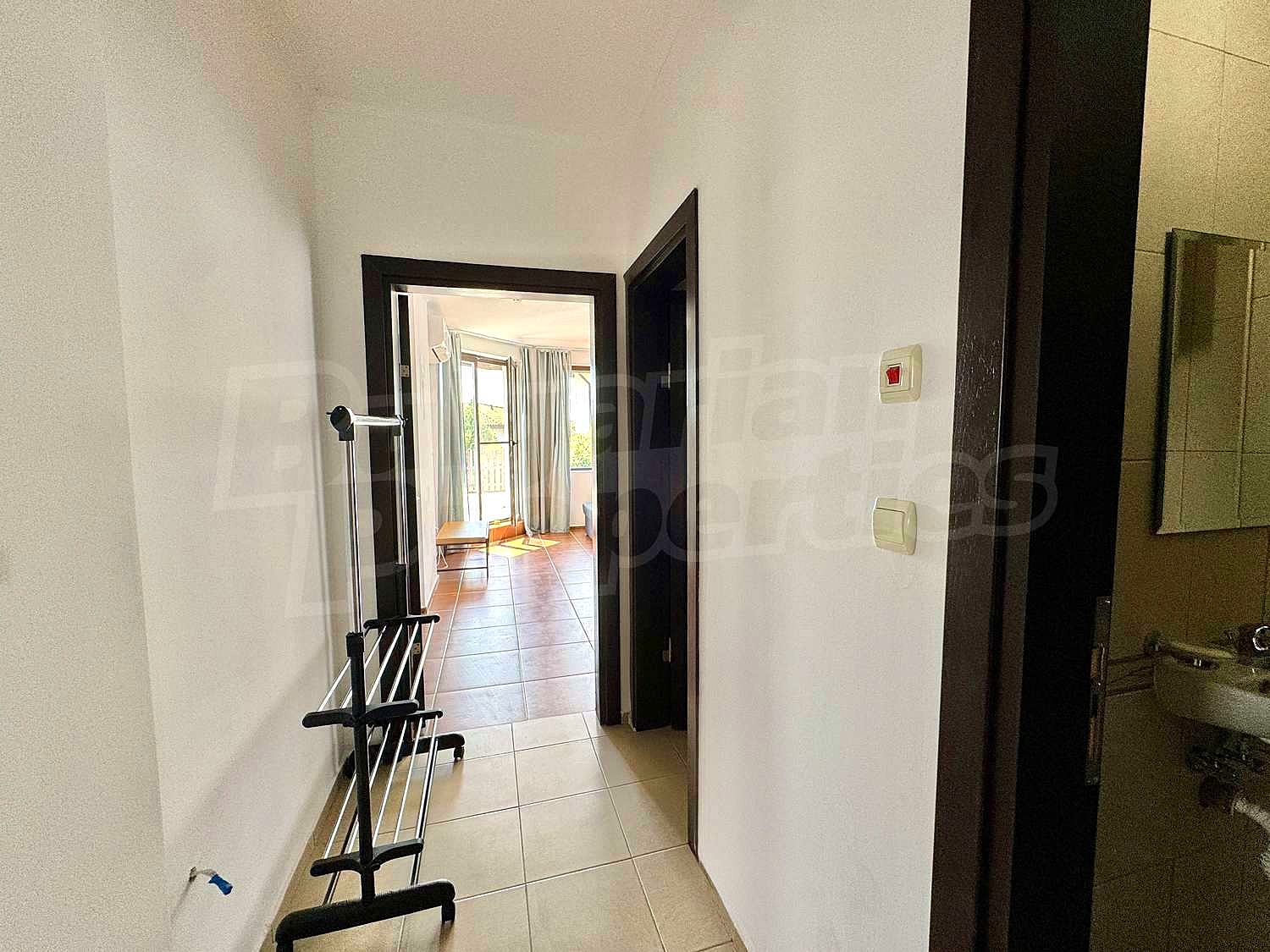 Gallery Picture 15