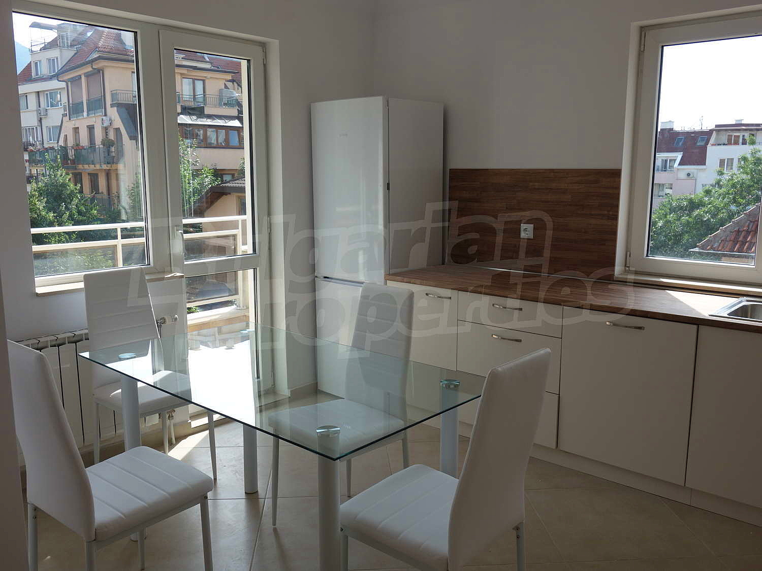 Gallery Picture 3