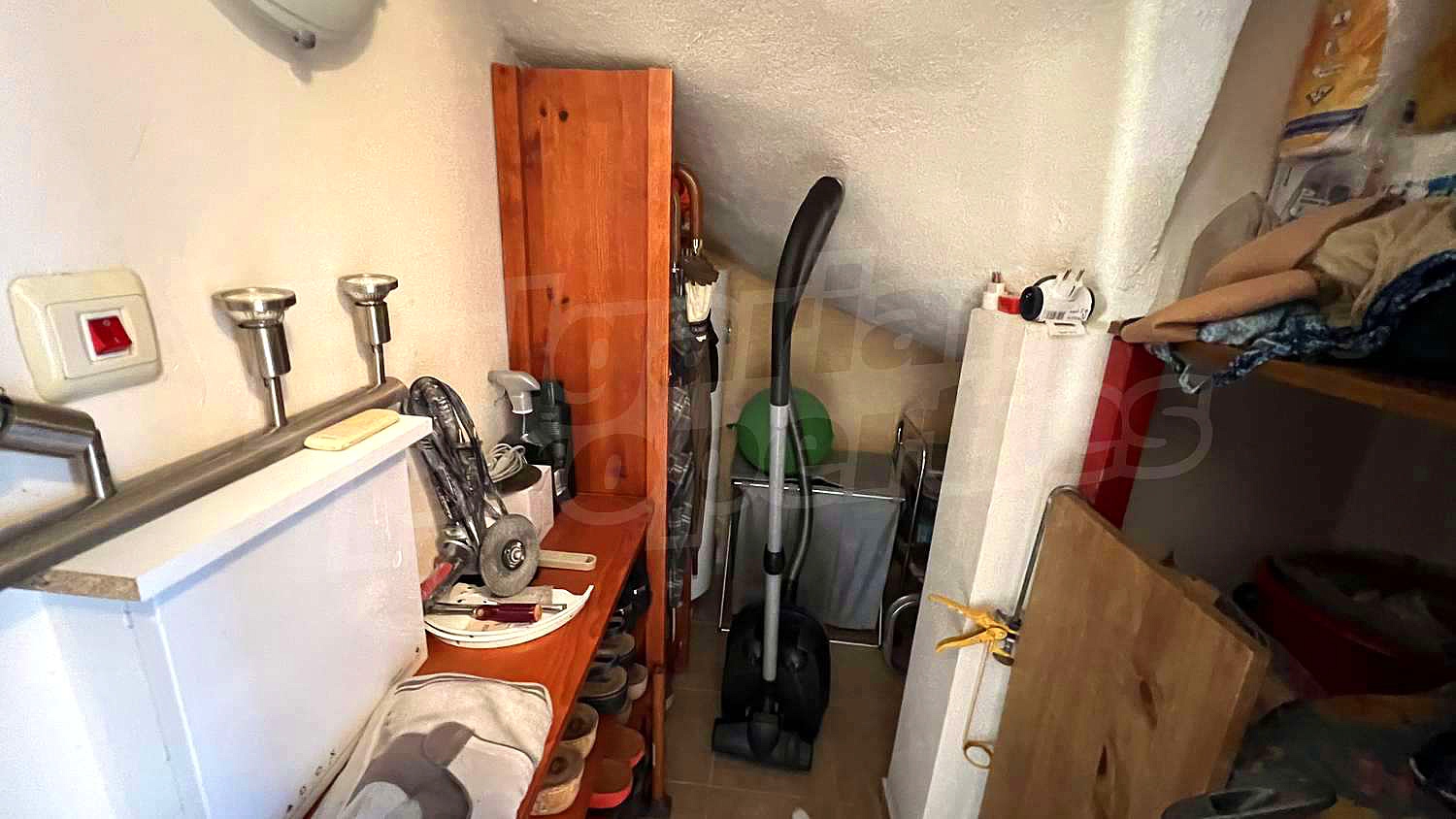 Gallery Picture 18