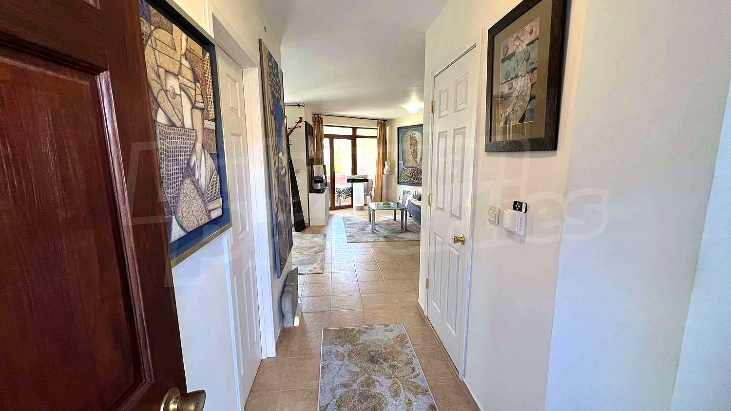 Gallery Picture 8