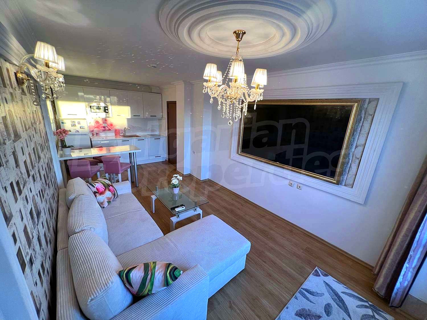 Gallery Picture 4
