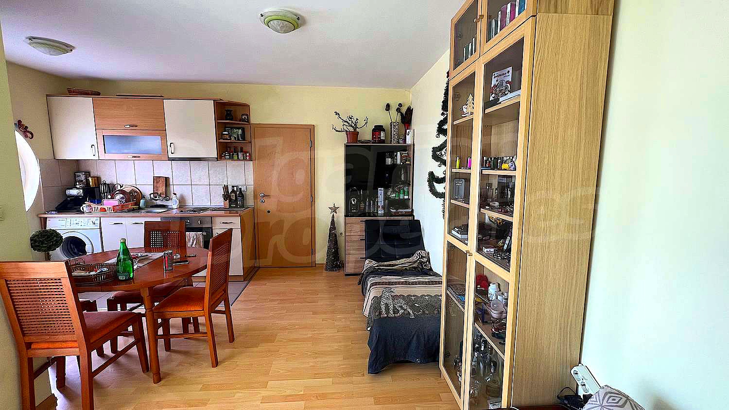 Gallery Picture 4
