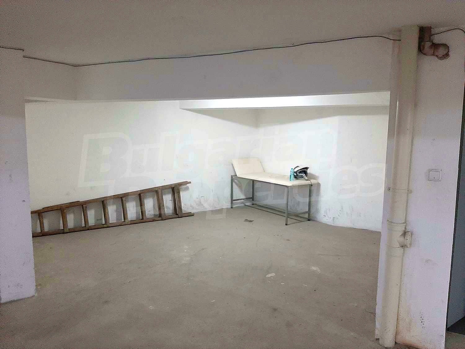 Gallery Picture 5