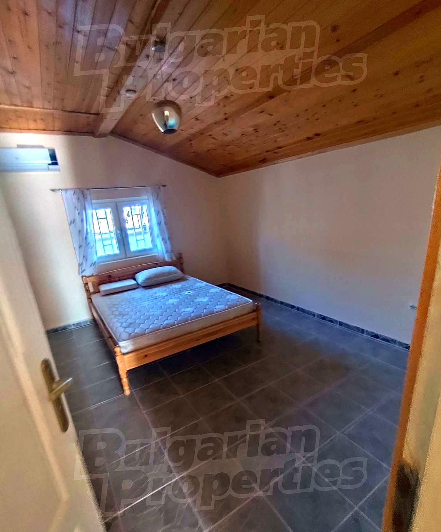 Gallery Picture 16