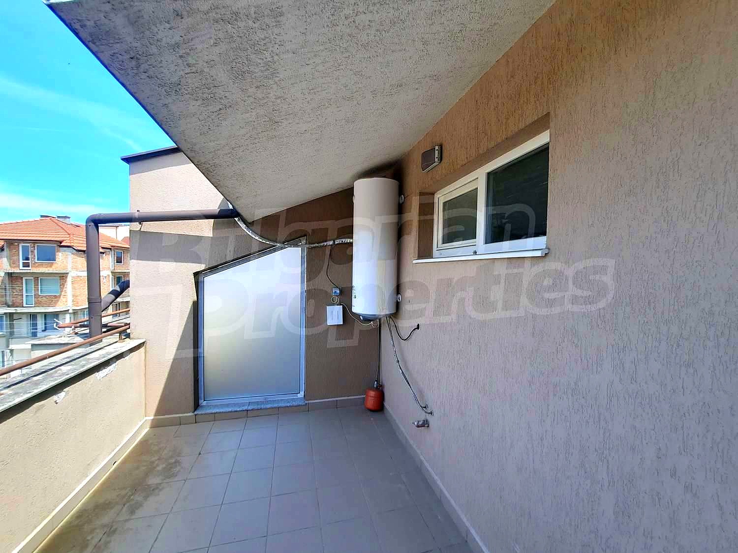 Gallery Picture 13