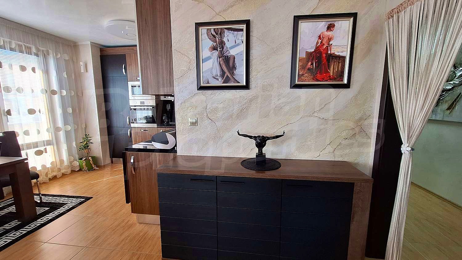 Gallery Picture 18
