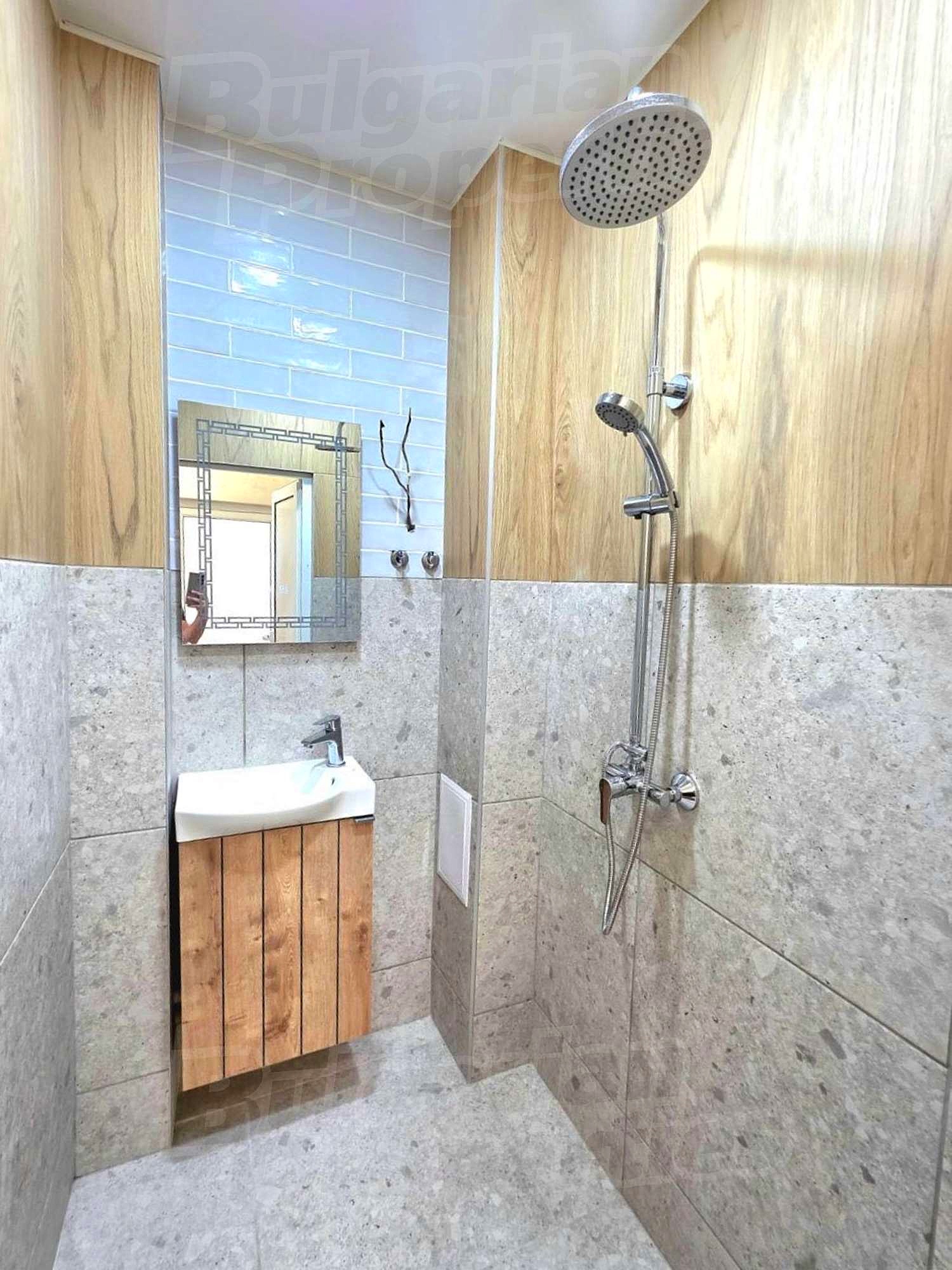 Gallery Picture 3