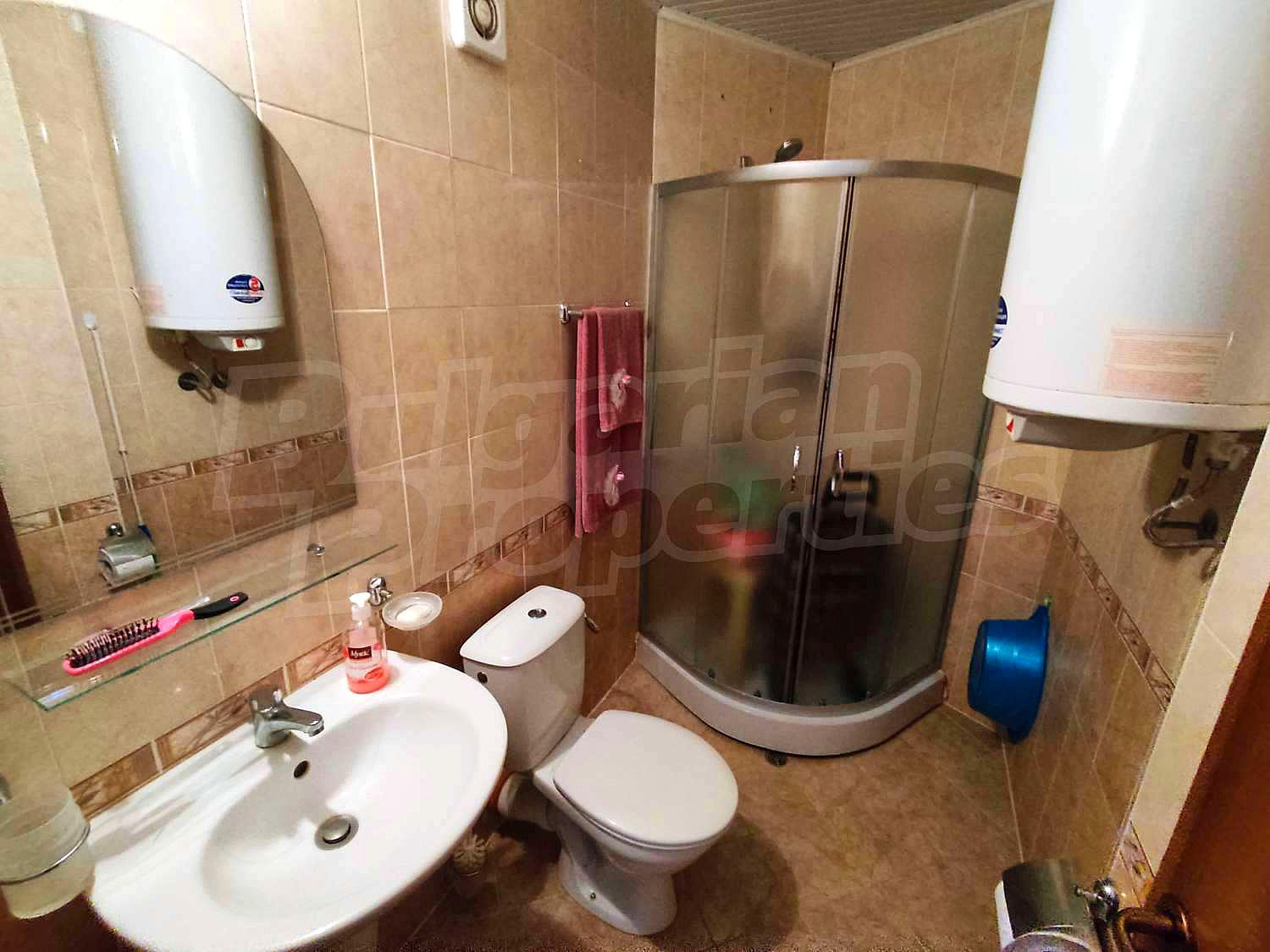 Gallery Picture 17