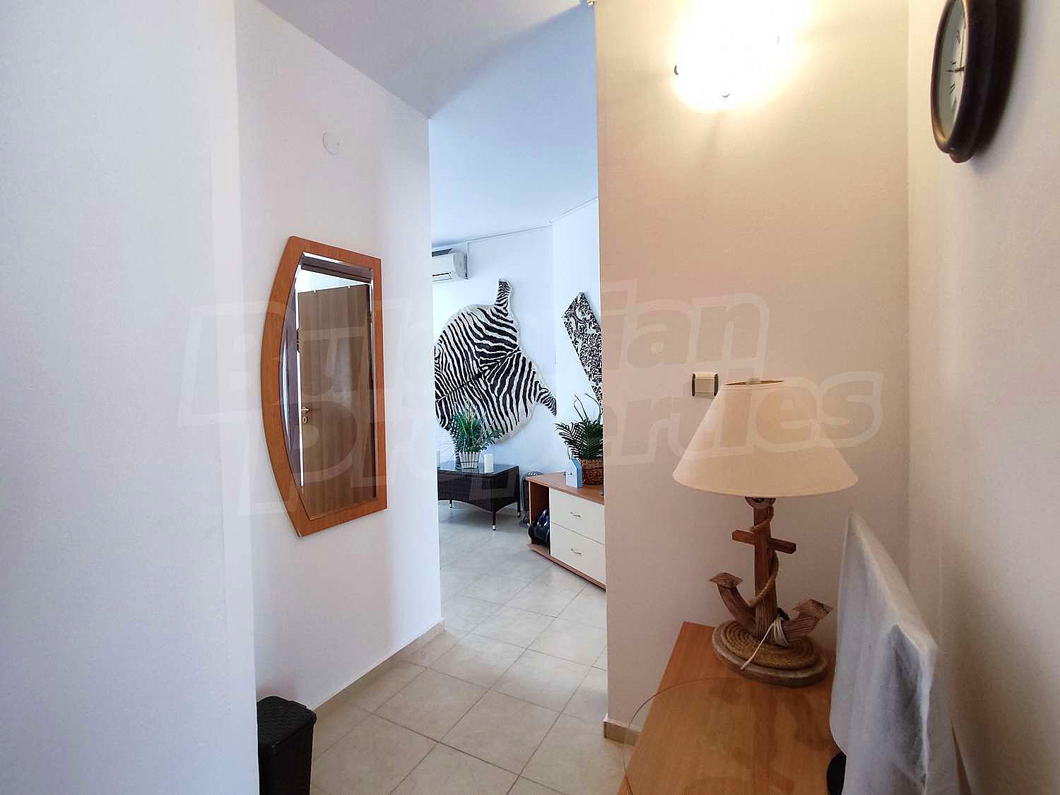 Gallery Picture 28