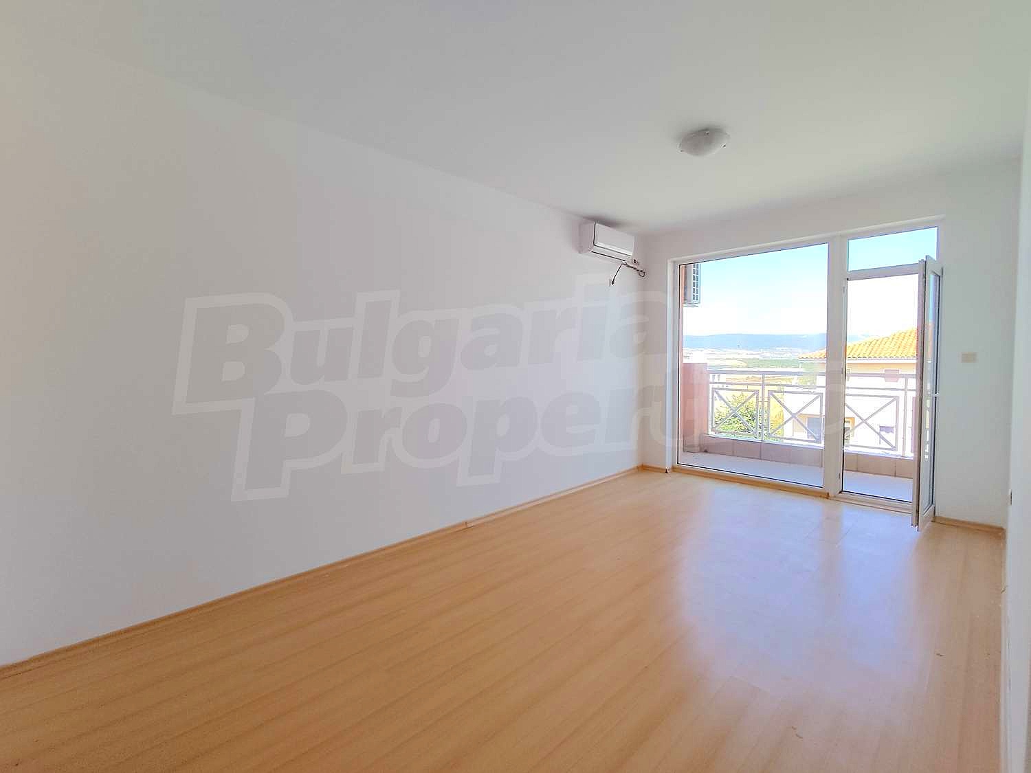 Gallery Picture 4
