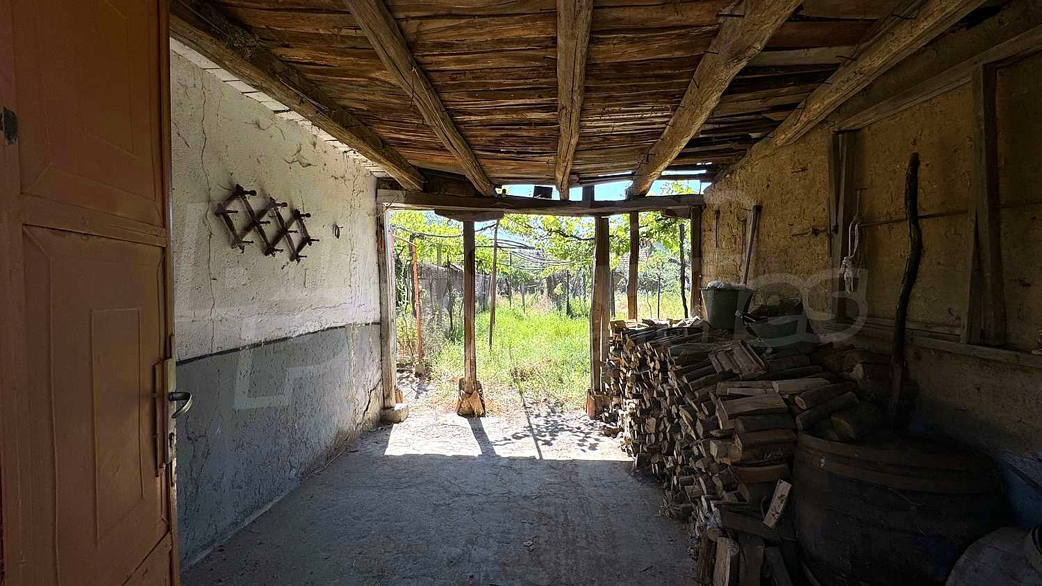 Gallery Picture 44