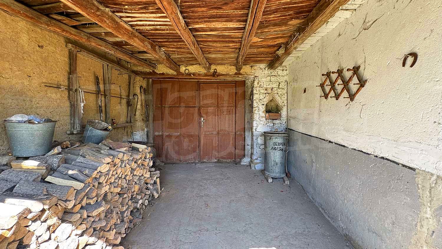 Gallery Picture 43