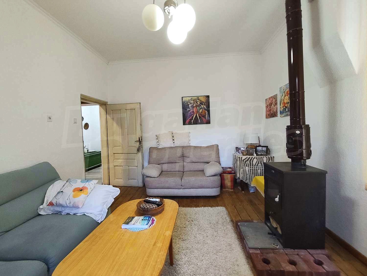 Gallery Picture 16