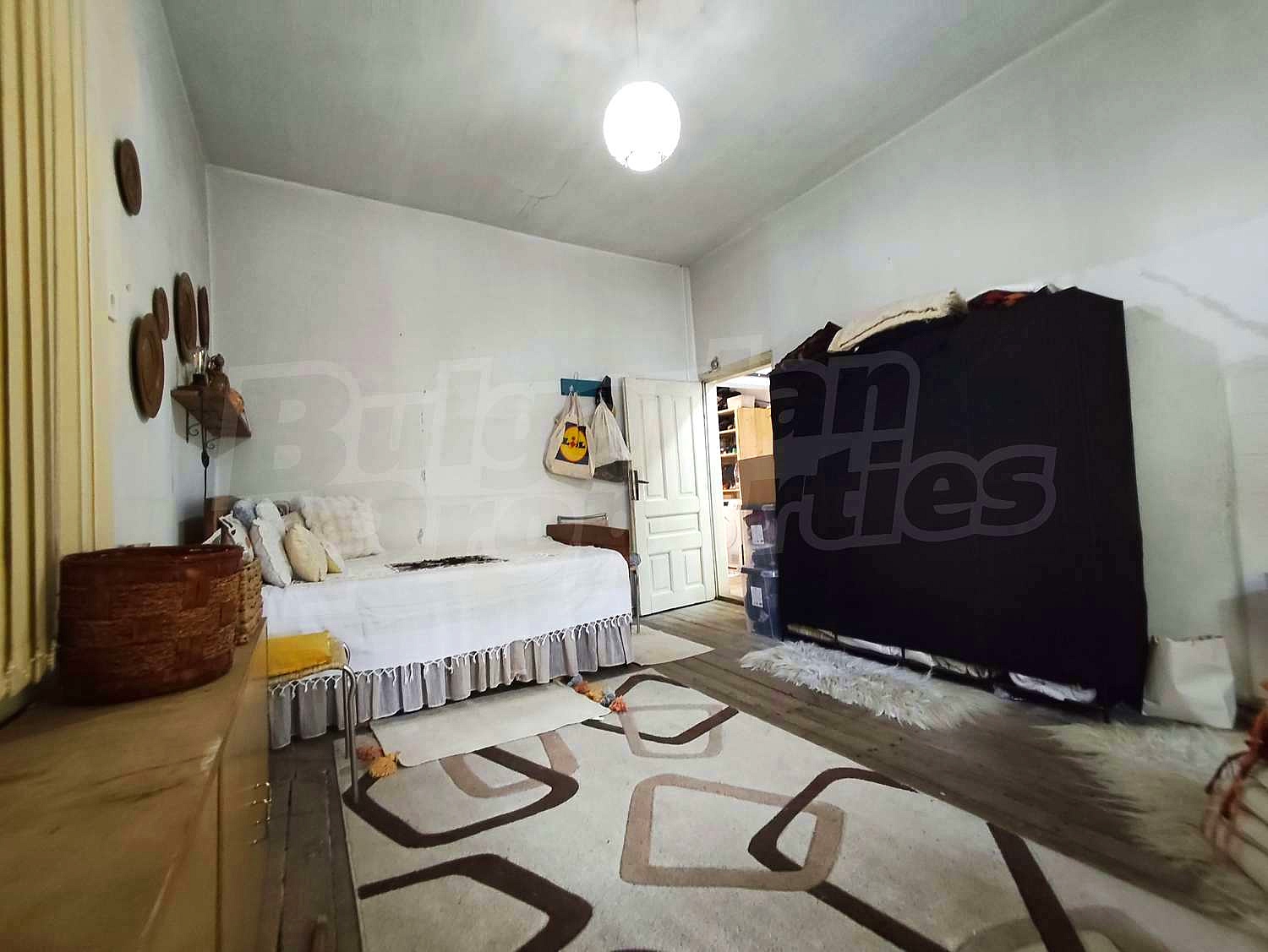 Gallery Picture 25