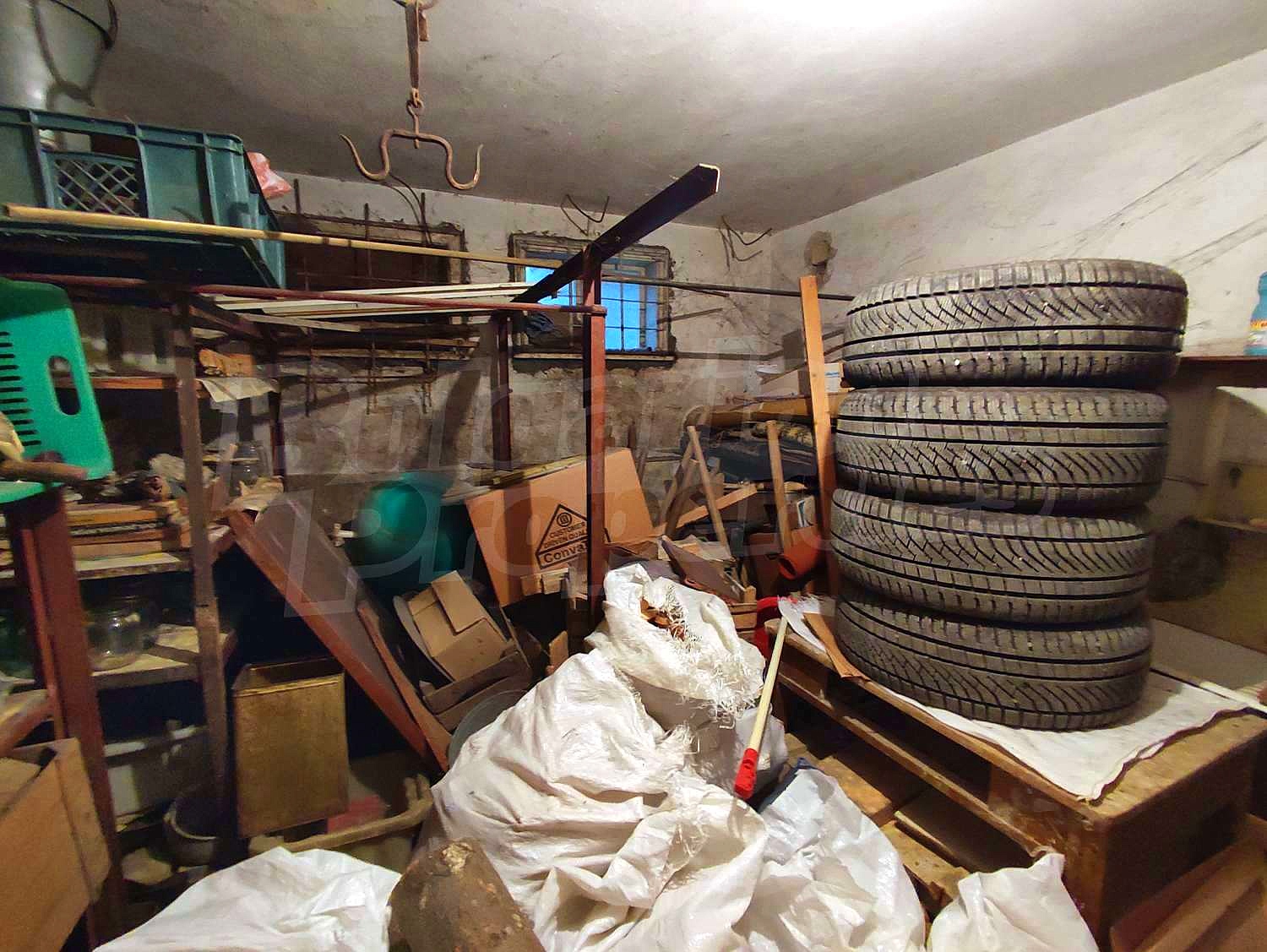 Gallery Picture 15