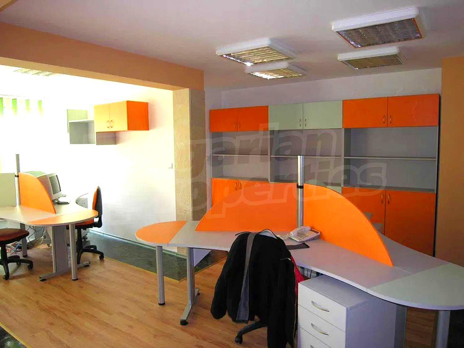 Gallery Picture 2