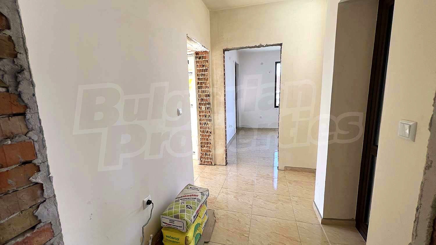 Gallery Picture 15