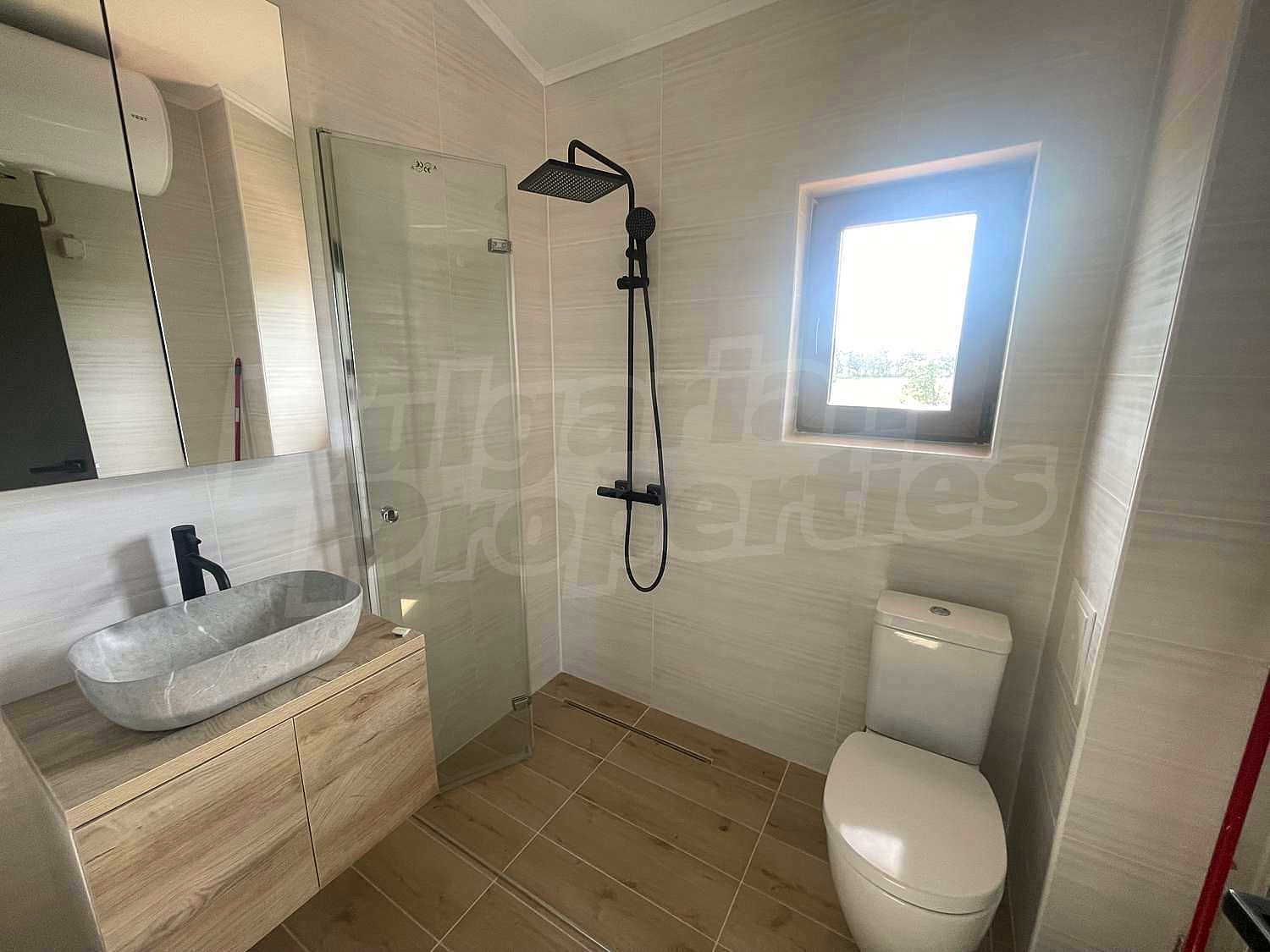 Gallery Picture 18