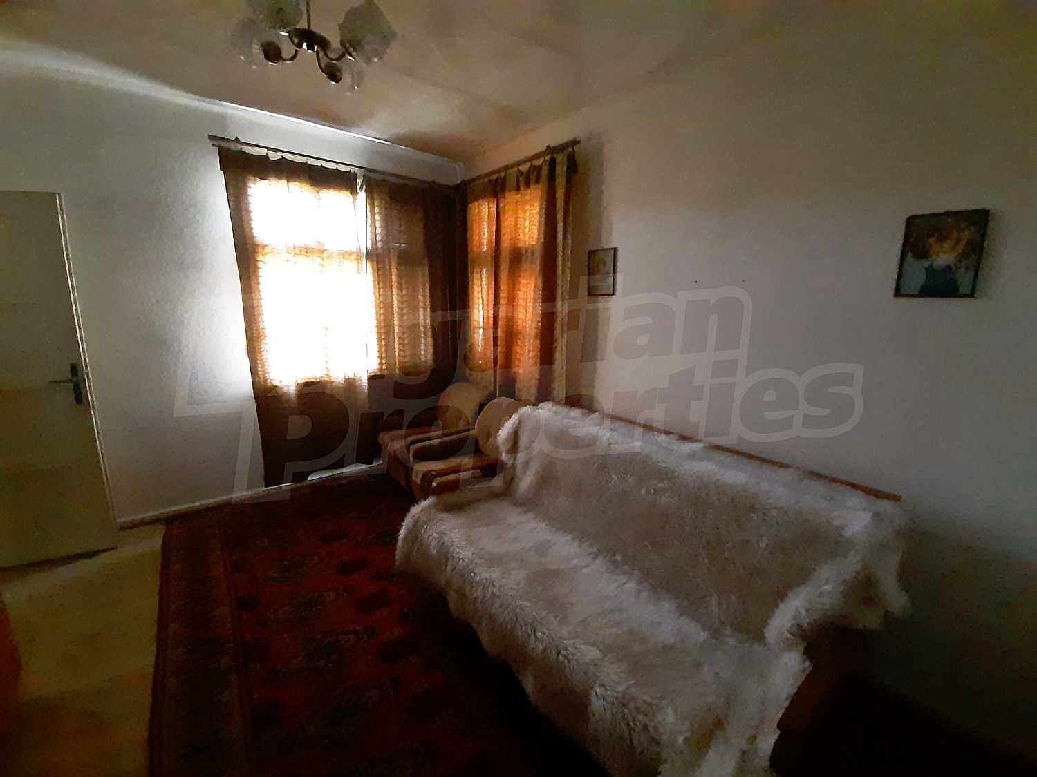 Gallery Picture 10