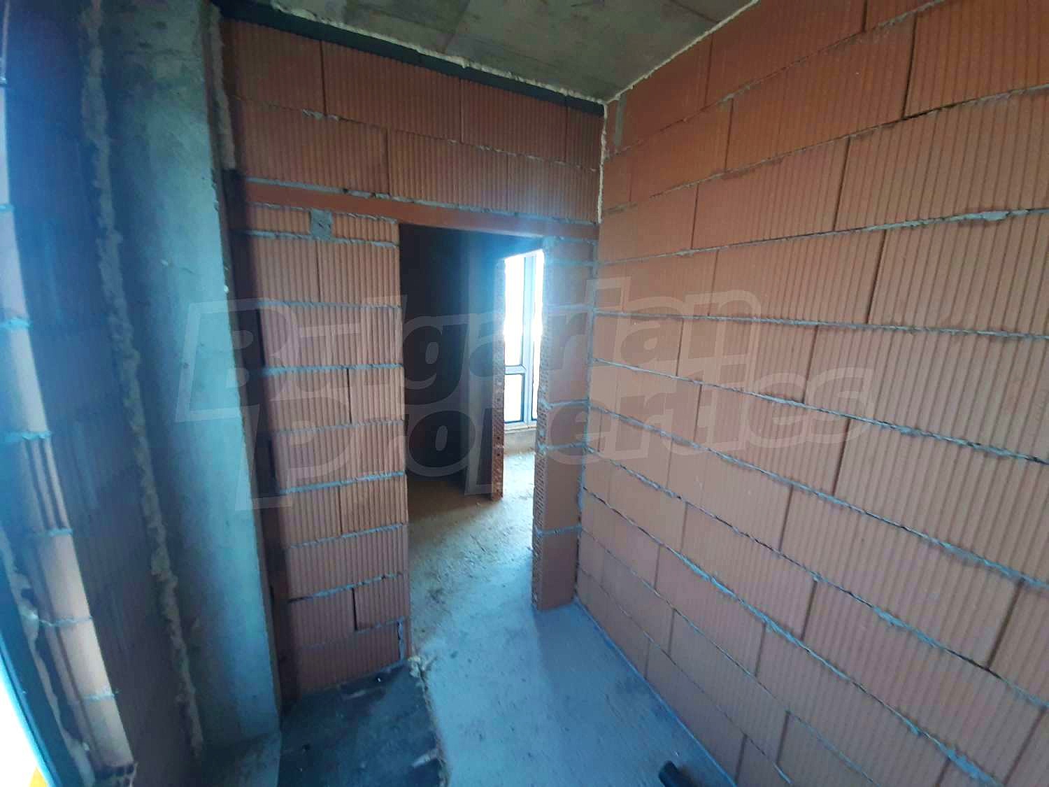 Gallery Picture 12