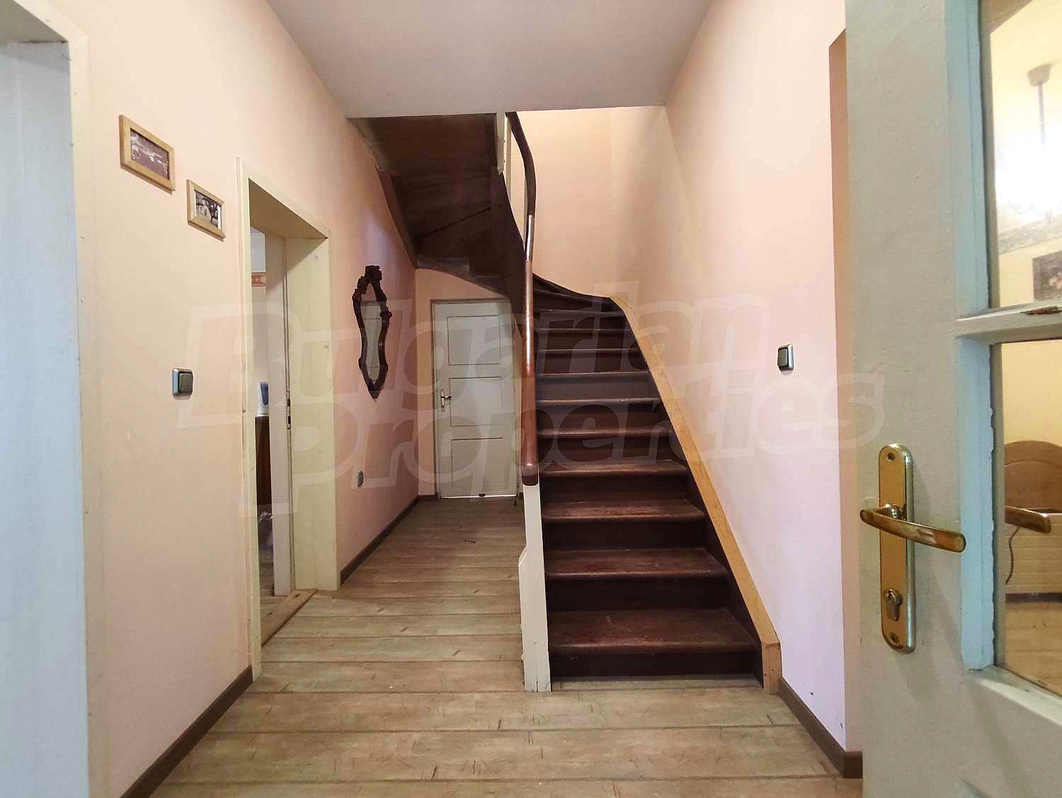 Gallery Picture 11